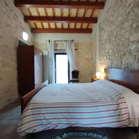 Masseria Del Ponte بريتورو