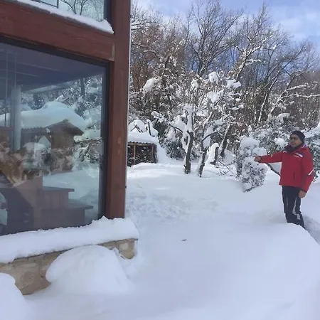 منزل ريفي Masseria Del Ponte *