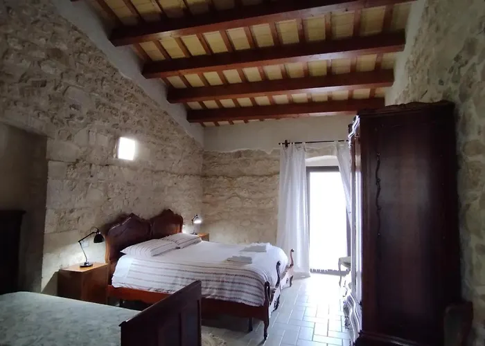 乡村民宿 Masseria Del Ponte 普雷托罗